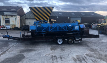 Boston’s 12ft asphalt chip spreader