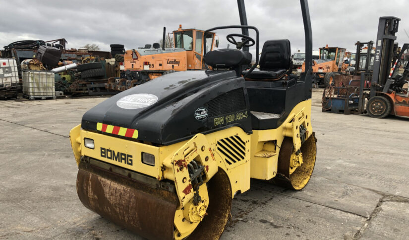 BOMAG BW120AD-4 DOUBLE DRUM VIBRAITING ROLLER